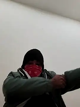 Snapshot of 13lusty chatting on 01-17-25, 09:28 13lusty online show from 01-17-25, 09:28