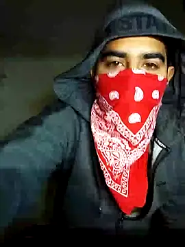 Snapshot of 13lusty chatting on 01-21-25, 05:27 13lusty online show from 01-21-25, 05:27