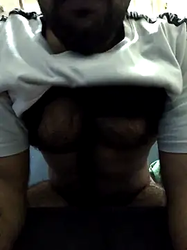 Snapshot of 13lusty chatting on 03-03-25, 03:19 13lusty online show from 03-03-25, 03:19