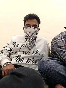 Snapshot of 13lusty chatting on 03-17-25, 07:02 13lusty online show from 03-17-25, 07:02