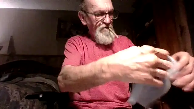 Aldick68 online show from 02-15-25, 06:23