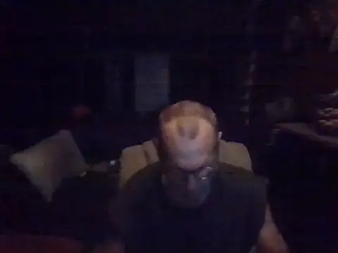 Snapshot of Aldick68 chatting on 06-19-26, 04:39 Aldick68 online show from 06-19-26, 04:39