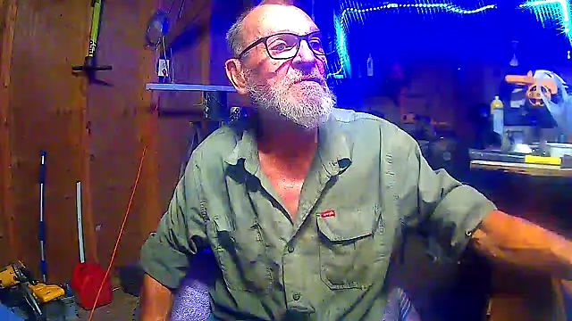 Snapshot of Aldick68 chatting on 07-05-26, 02:51 Aldick68 online show from 07-05-26, 02:51