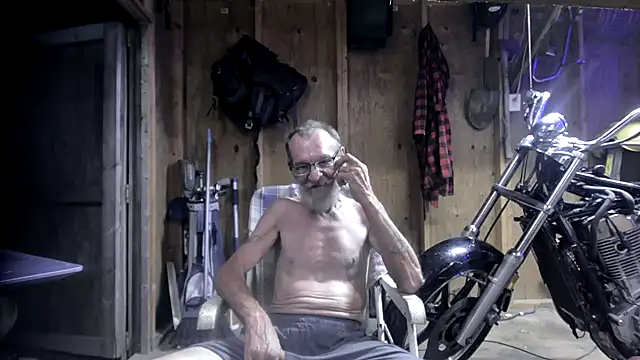 Snapshot of Aldick68 chatting on 07-20-26, 03:10 Aldick68 online show from 07-20-26, 03:10