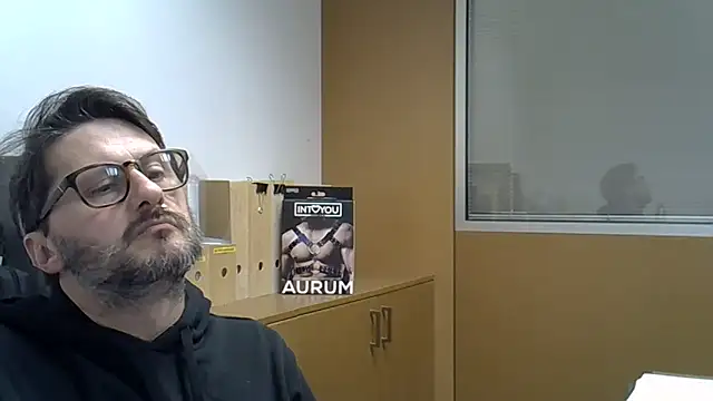 Snapshot of Cellino4 chatting on 01-22-25, 05:17 Cellino4 online show from 01-22-25, 05:17