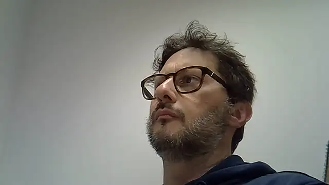 Snapshot of Cellino4 chatting on 02-07-25, 05:18 Cellino4 online show from 02-07-25, 05:18