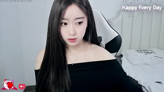 Snapshot of SlewVirus chatting on 03-08-26, 06:12 SlewVirus online show from 03-08-26, 06:12