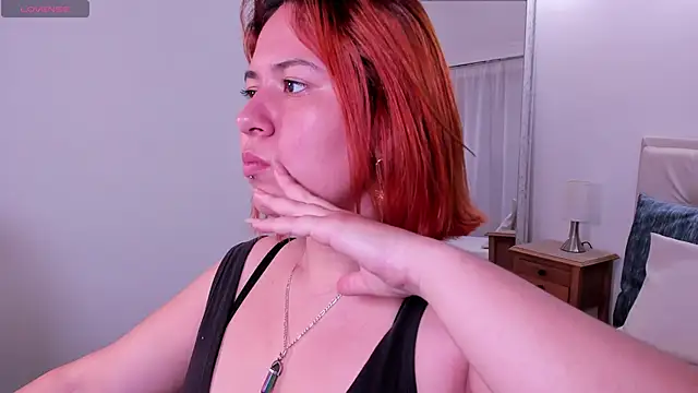 zoes milee online show from 02-04-25, 11:27