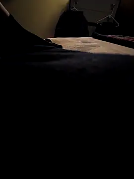 Snapshot of Rzemtsefg chatting on 11-23-25, 06:46 Rzemtsefg online show from 11-23-25, 06:46