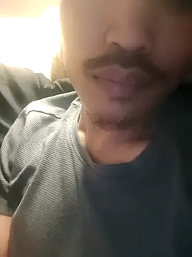 Snapshot of MysticalTylerAKXylo chatting on 10-06-25, 07:22 MysticalTylerAKXylo online show from 10-06-25, 07:22