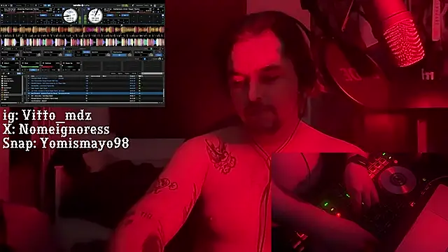 Snapshot of vittote chatting on 02-16-25, 11:26 vittote online show from 02-16-25, 11:26