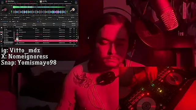 Snapshot of vittote chatting on 02-17-25, 02:31 vittote online show from 02-17-25, 02:31