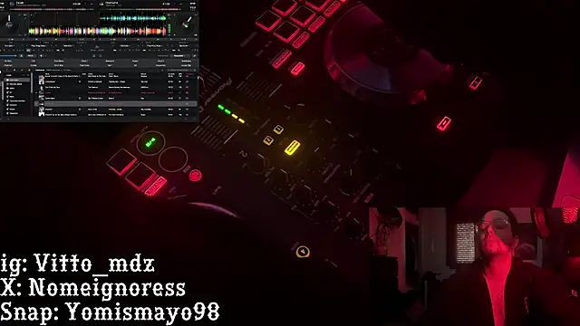 Snapshot of vittote chatting on 02-18-25, 10:38 vittote online show from 02-18-25, 10:38