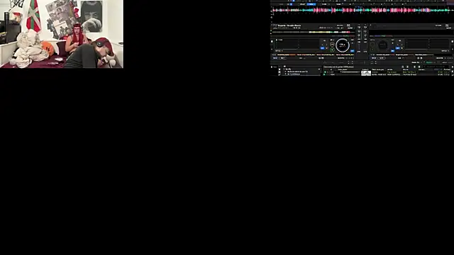 Snapshot of vittote chatting on 10-26-25, 11:53 vittote online show from 10-26-25, 11:53