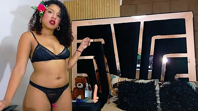 SolEvanss online show from 09-22-25, 01:02