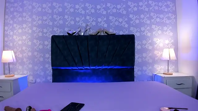 SalomeSimonz online show from 05-05-26, 07:44