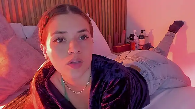 alliss ginger  online show from 10-09-25, 07:34