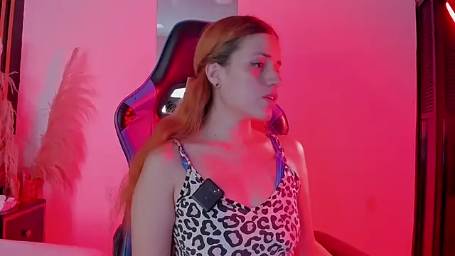 alliss ginger  online show from 10-11-25, 01:09