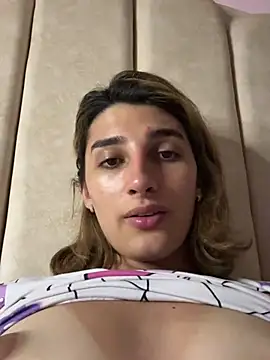 Snapshot of Queensara_ chatting on 03-03-25, 01:20 Queensara online show from 03-03-25, 01:20