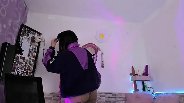 amyswallow7 online show from 02-22-26, 01:51