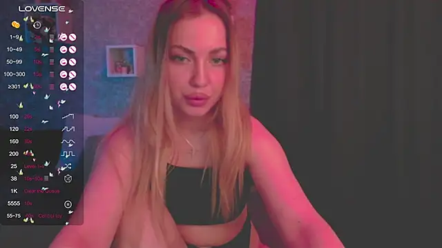 Snapshot of Mika_Rayy chatting on 01-26-25, 08:13 Mika Rayy online show from 01-26-25, 08:13