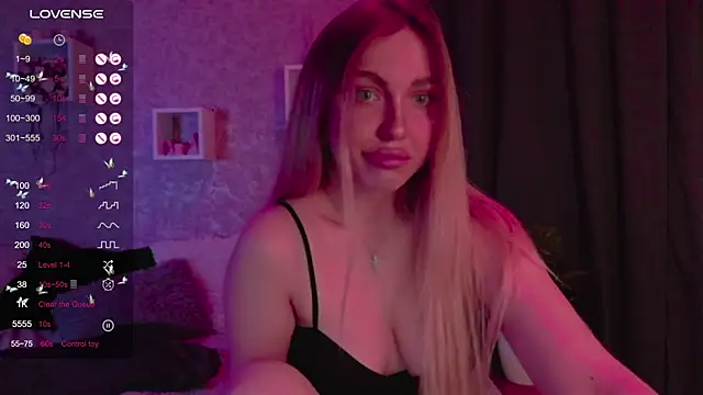 Snapshot of Mika_Rayy chatting on 02-05-25, 09:07 Mika Rayy online show from 02-05-25, 09:07