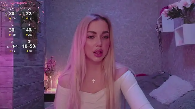 Snapshot of Mika_Rayy chatting on 09-29-25, 06:13 Mika Rayy online show from 09-29-25, 06:13