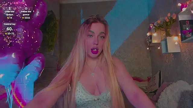 Snapshot of Mika_Rayy chatting on 02-23-26, 03:09 Mika Rayy online show from 02-23-26, 03:09