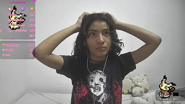 Lovelyamyy online show from 01-25-25, 08:21