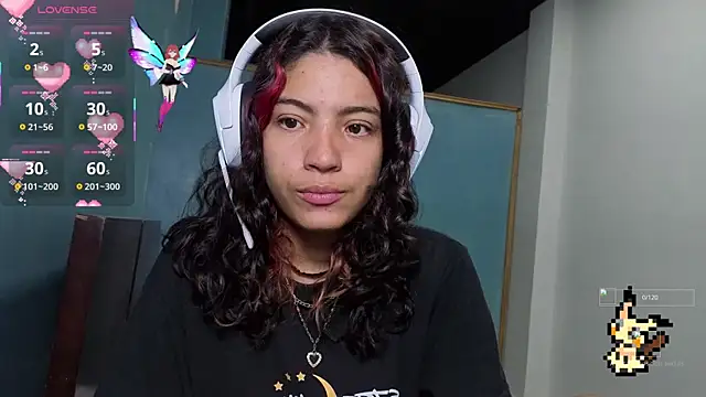 Lovelyamyy online show from 10-22-25, 01:55