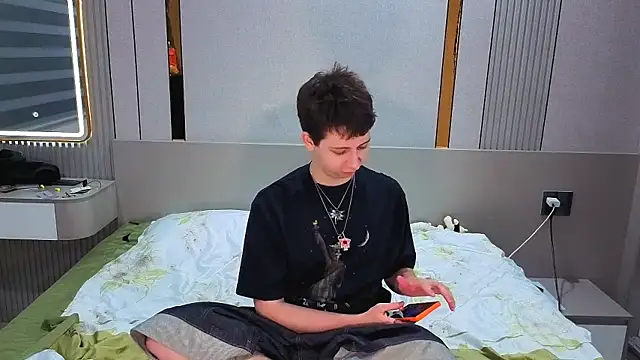 Snapshot of Timothy_Fox chatting on 07-28-26, 11:17 Timothy Fox online show from 07-28-26, 11:17