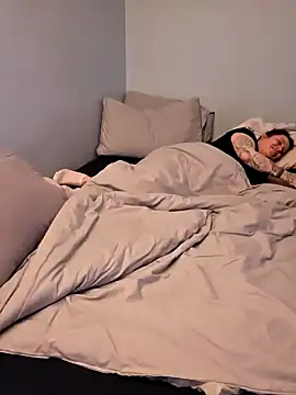 vanillachocduo online show from 02-21-25, 10:26