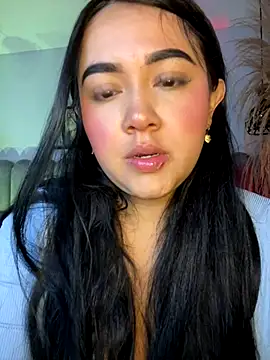 Snapshot of Sara__collins__ chatting on 11-18-25, 12:31 Sara collins online show from 11-18-25, 12:31