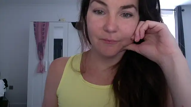 Snapshot of LittleMissFoxx chatting on 06-20-26, 05:16 LittleMissFoxx online show from 06-20-26, 05:16