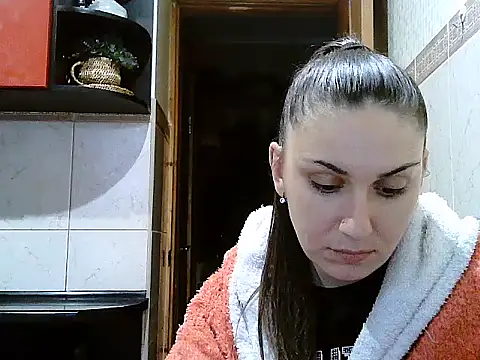 Yuliia30 online show from 01-08-26, 09:33