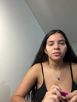 Snapshot of Anddyy__ chatting on 07-08-26, 12:53 Anddyy online show from 07-08-26, 12:53