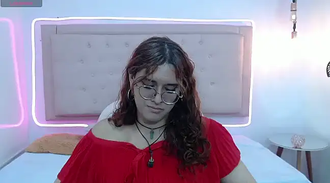 Snapshot of kathepickmanx chatting on 01-26-25, 03:27 kathepickmanx online show from 01-26-25, 03:27