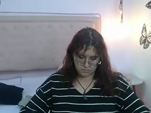 Snapshot of kathepickmanx chatting on 03-01-25, 09:40 kathepickmanx online show from 03-01-25, 09:40