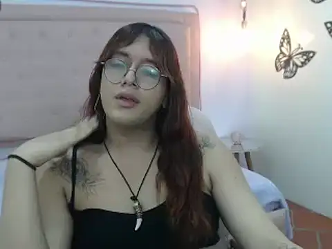 Snapshot of kathepickmanx chatting on 03-20-25, 03:13 kathepickmanx online show from 03-20-25, 03:13