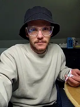 SoxxyNsh online show from 09-20-25, 07:15