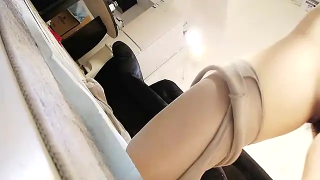 Hey-Cute online show from 02-07-25, 06:02