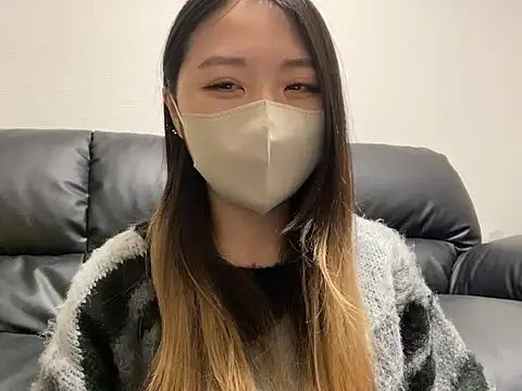 Snapshot of yazawa_oO chatting on 01-30-25, 04:45 yazawa oO online show from 01-30-25, 04:45