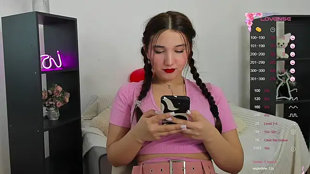 Snapshot of anna_elfi chatting on 02-12-25, 09:52 anna elfi online show from 02-12-25, 09:52