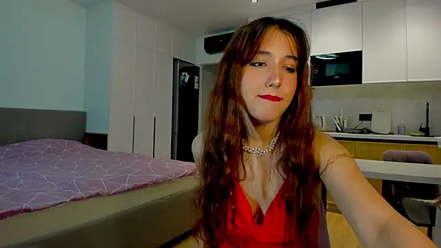 Snapshot of anna_elfi chatting on 09-19-25, 02:18 anna elfi online show from 09-19-25, 02:18