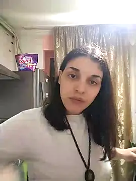 Rosanna Rennie online show from 02-12-25, 04:44