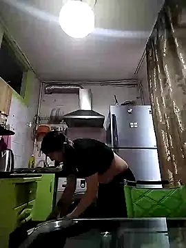 Rosanna Rennie online show from 02-19-25, 07:50