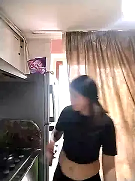 Rosanna Rennie online show from 02-19-25, 10:56