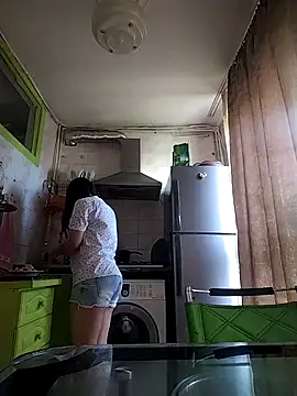 Rosanna Rennie online show from 03-12-25, 09:23