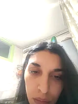 Rosanna Rennie online show from 03-18-25, 04:37