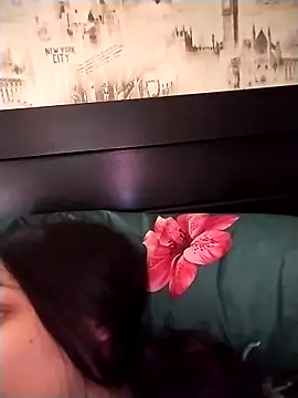 Rosanna Rennie online show from 03-21-25, 02:18